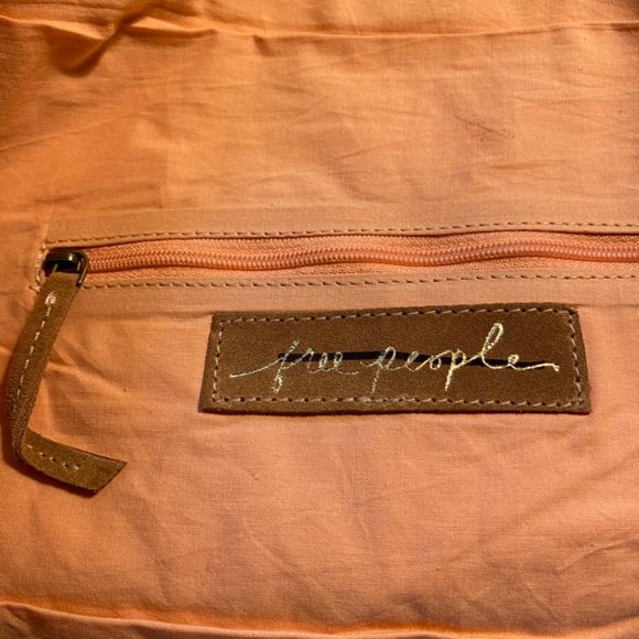 NWOT FREE PEOPLE PALE PINK ANKARA STITCH QUILTED TOTE BAG W/LEATHER ACCENTS - Picture 9 of 9